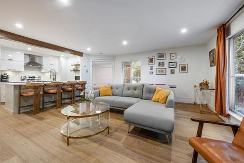 208-2733 Atlin Pl, Coquitlam, BC, V3C5B1 | Card Image