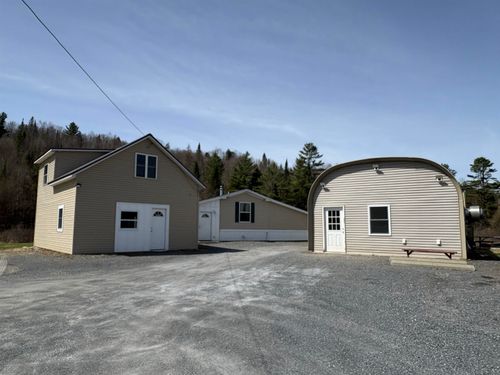 699 Route 122, Lyndonville, VT, 05851-6006 | Card Image