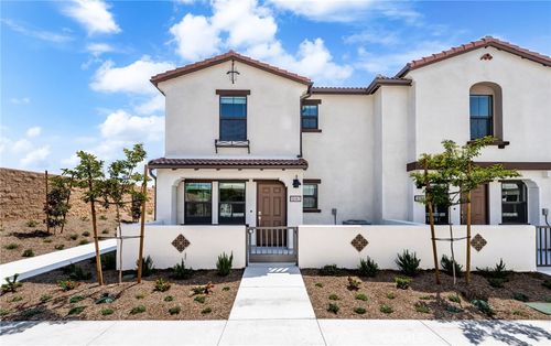 16150 Lumia Way, Fontana, CA, 92336-1894 | Card Image
