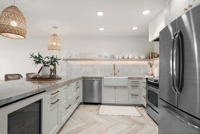 UNIT-114 - 435 S Sierra Ave, Condo with 1 bedrooms, 2 bathrooms and 2 parking in Solana Beach CA | Image 8