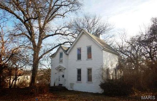 310 N Marguerite Ave, Ferguson, MO, 63135-1853 | Card Image