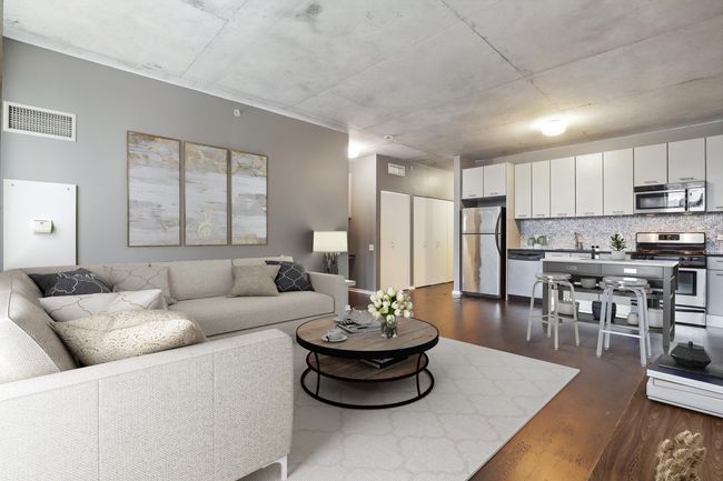 APT-412 - 659 W Randolph St, Condo with 1 bedrooms, 1 bathrooms and 1 parking in CHICAGO IL | Image 4