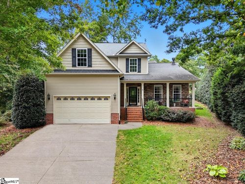 6 Dunwoody Ct, Travelers Rest, SC, 29690-8337 | Card Image