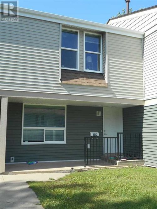 9501 72 Ave, Grande Prairie, AB, T8V6A1 | Card Image