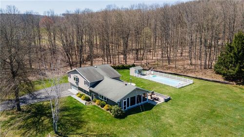 67 Murphy Hill Rd, Horseheads, NY, 14845-8563 | Card Image