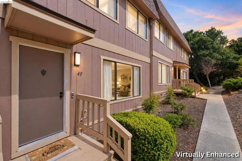 40 Parkview Ter, San Pablo, CA, 94806-4132 | Card Image