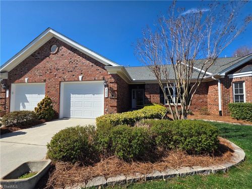 4293 Lumsden Ln, High Point, NC, 27265-1526 | Card Image