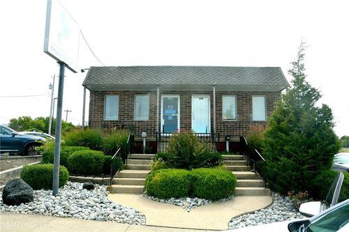 1204 W Main St, Blue Springs, MO, 64015-3614 | Card Image
