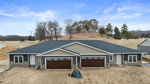 W7674 Castle Mound Road, Holland, WI, 54636 | Card Image