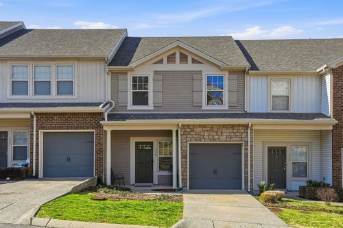 330 Stonecrest Way, Nashville, TN, 37209-5246 | Card Image