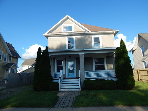 205 N 5th St, Maquoketa, IA, 52060-2139 | Card Image