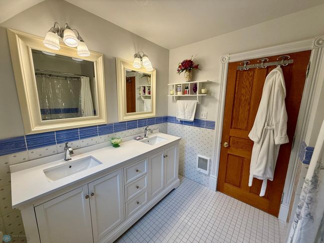 2nd floor full bath | Image 48