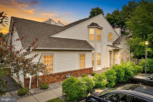 15 Dunston Ln, Robbinsville, NJ, 08691-3076 | Card Image