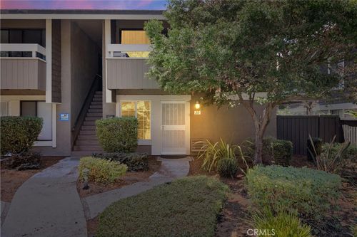213 Springview, Irvine, CA, 92620 | Card Image