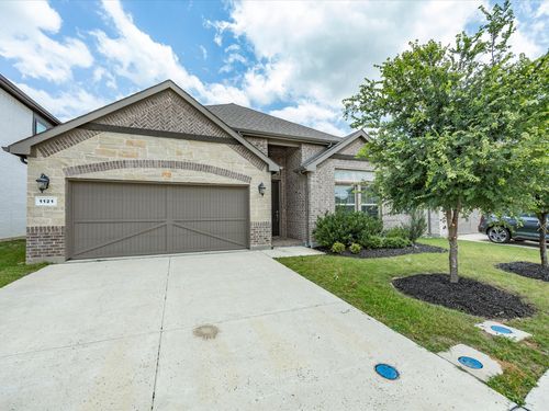 1121 Knightsbridge Rd, Argyle, TX, 76226-3550 | Card Image