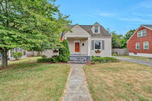 2646 Edgewood St Sw, Roanoke, VA, 24015-2626 | Card Image
