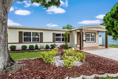 1512 56th Ave N, SAINT PETERSBURG, FL, 33703-2033 | Card Image