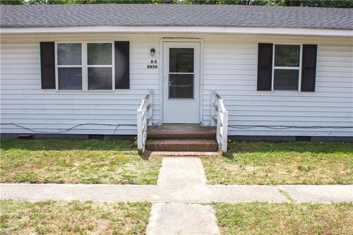 3-8856 Smithfield Apts Ln, Smithfield, VA, 23430-8703 | Card Image