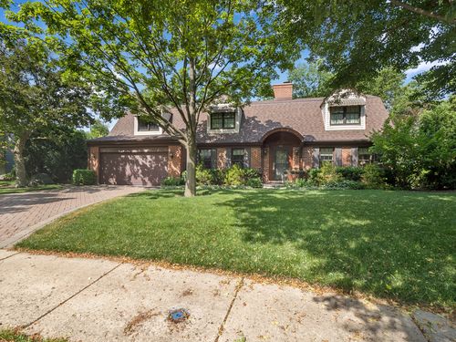 912 Burnham Court, Glenview, IL, 60025 | Card Image
