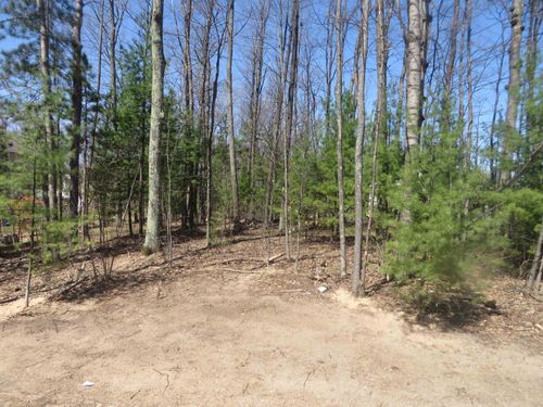 4181 Maple Hill Rd, Grawn, MI, 49637-9732 | Card Image