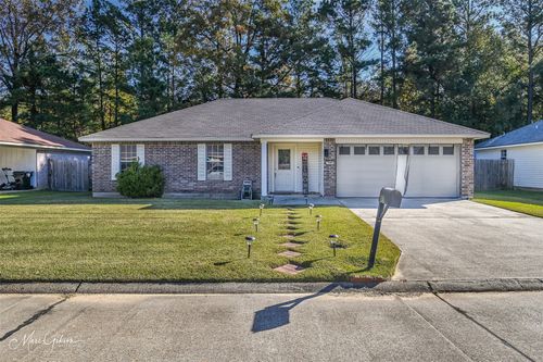 7540 Oaktree Ln, Haughton, LA, 71037-8766 | Card Image