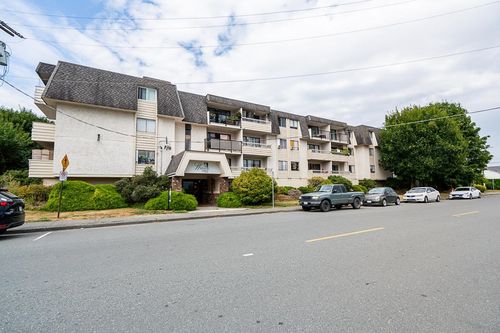 110-9477 Cook St, Chilliwack, BC, V2P4J8 | Card Image