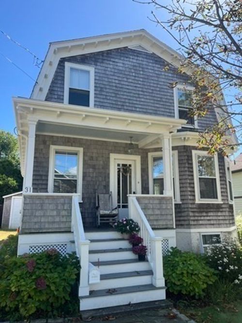 31 Bridge St, Dartmouth, MA, 02748-3432 | Card Image