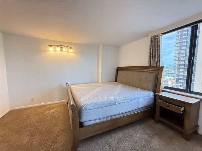 APT-1204 - 3525 Sage Rd, Condo with 2 bedrooms, 2 bathrooms and 1 parking in Houston TX | Image 14