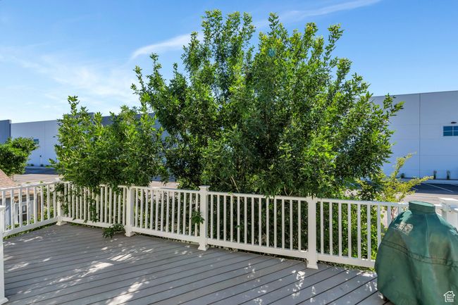 View of wooden terrace | Image 21