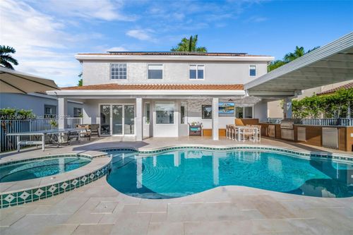 942 Lavender Cir, Weston, FL, 33327-2435 | Card Image