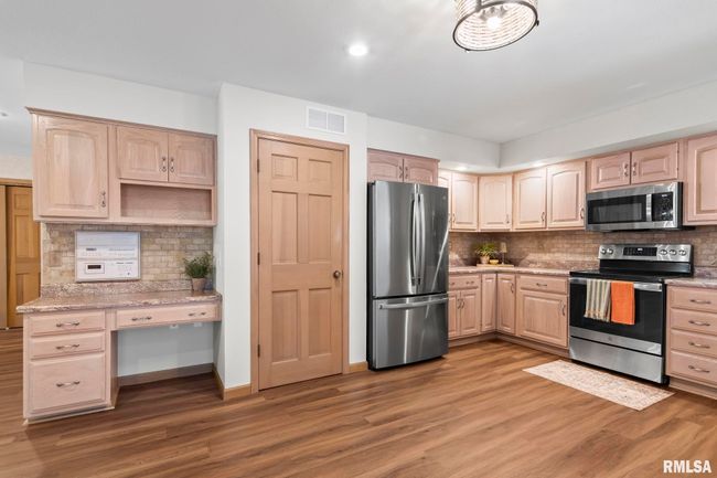 5021 Wildcat Run, House other with 2 bedrooms, 3 bathrooms and null parking in Springfield IL | Image 13