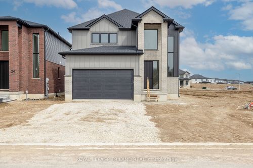 28 Allister Dr, Komoka, ON, N0L1R0 | Card Image