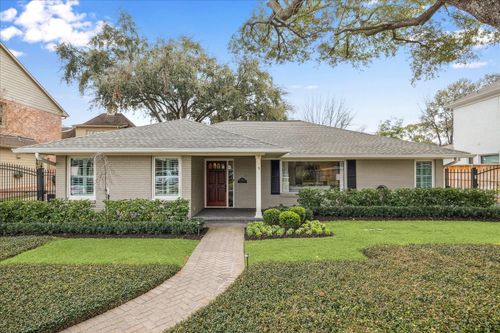 5655 Overbrook Ln, Houston, TX, 77056-4026 | Card Image