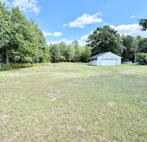 320 Soper St, Morrisonville, NY, 12962-2843 | Card Image