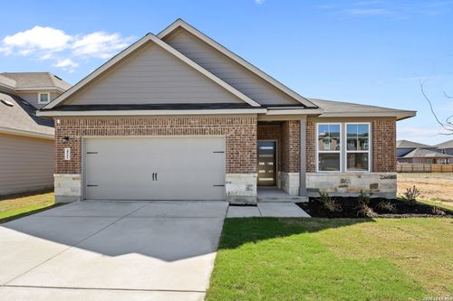 421 Jacks Pl, Seguin, TX, 78155-2973 | Card Image