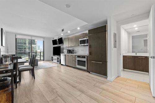 1109-45 Sw 9th St, Miami, FL, 33130-5002 | Card Image