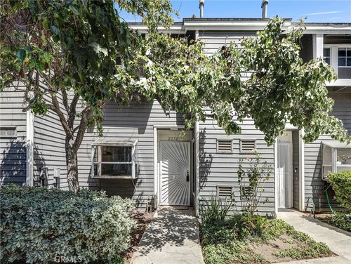 25505 Pine Creek Ln, Wilmington, CA, 90744-1832 | Card Image