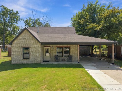 412 Park St, Pryor, OK, 74361-5404 | Card Image