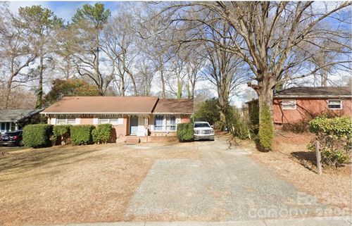 3819 Farmview Rd, Charlotte, NC, 28205-4817 | Card Image