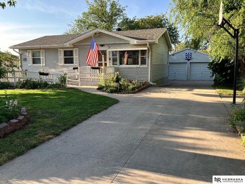 414 Highland Drive, Gretna, NE, 68028 | Card Image