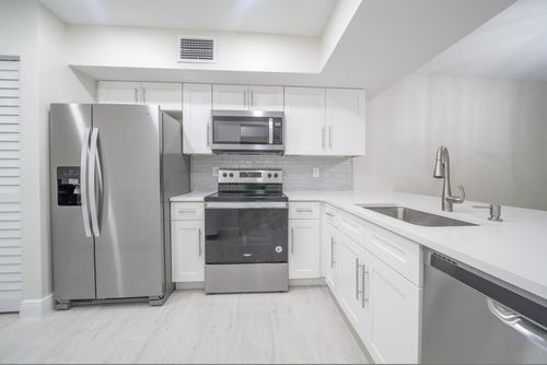 208 Brackenwood Ter, Palm Beach Gardens, FL, 33418-9078 | Card Image