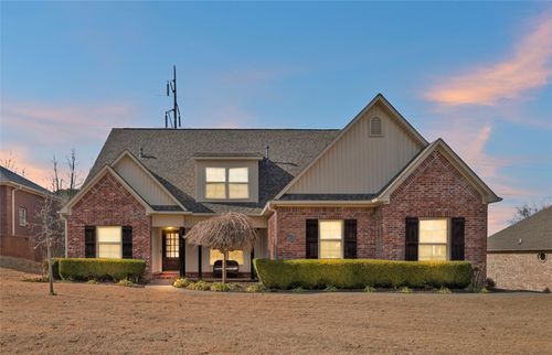 4920 Oak Hollow Ln, Fort Smith, AR, 72903-6741 | Card Image