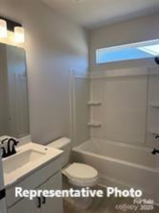 Avery Bath 2nd | Image 6