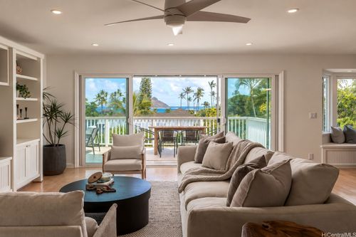 1342 Mokolea Dr, Kailua, HI, 96734-3239 | Card Image
