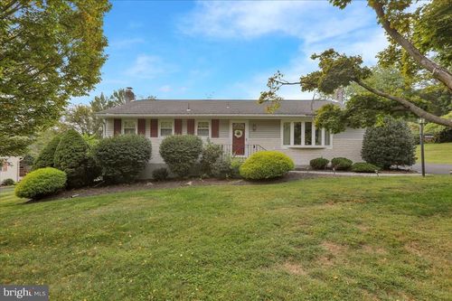 120 Hill Ave, MOHNTON, PA, 19540-1335 | Card Image