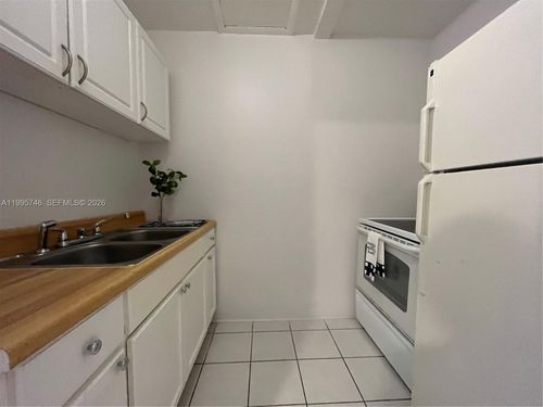 2-2303 Adams St, Hollywood, FL, 33020-7030 | Card Image