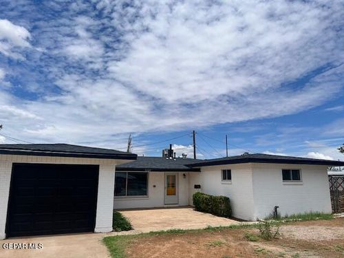 5329 Downs Ct, El Paso, TX, 79924-6201 | Card Image