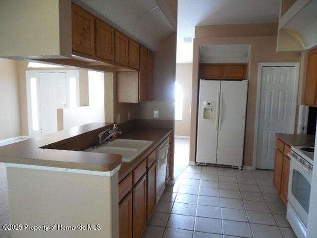 6485 Hillview Rd, House other with 3 bedrooms, 2 bathrooms and null parking in SPRING HILL FL | Image 8