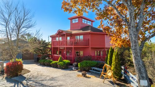 2079 Kerr Rd, Sevierville, TN, 37876-0837 | Card Image