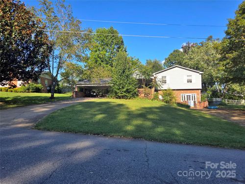 139 Vista Dr, Forest City, NC, 28043-9429 | Card Image